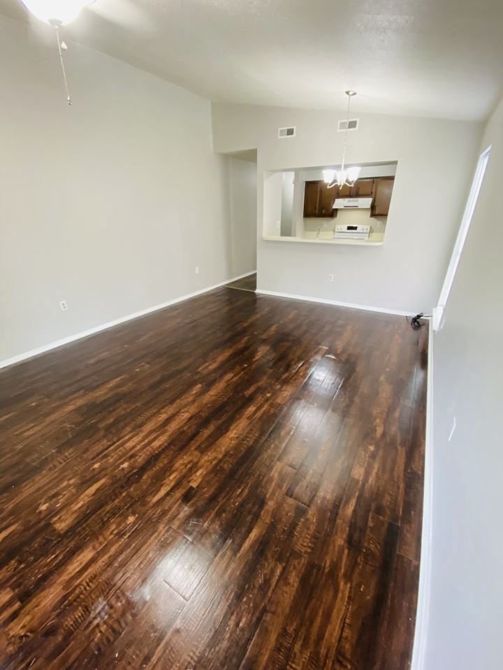 505 S Marigny Cir #B - Photo 3 of 14