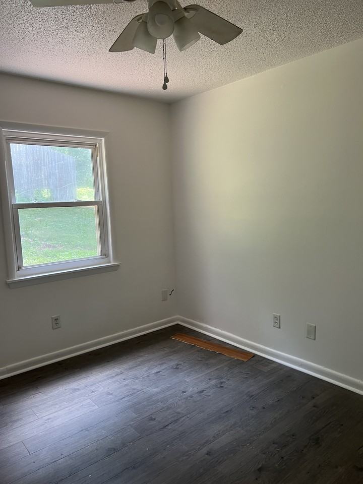 128 Whispering Oaks Ln #9 - Photo 6 of 11