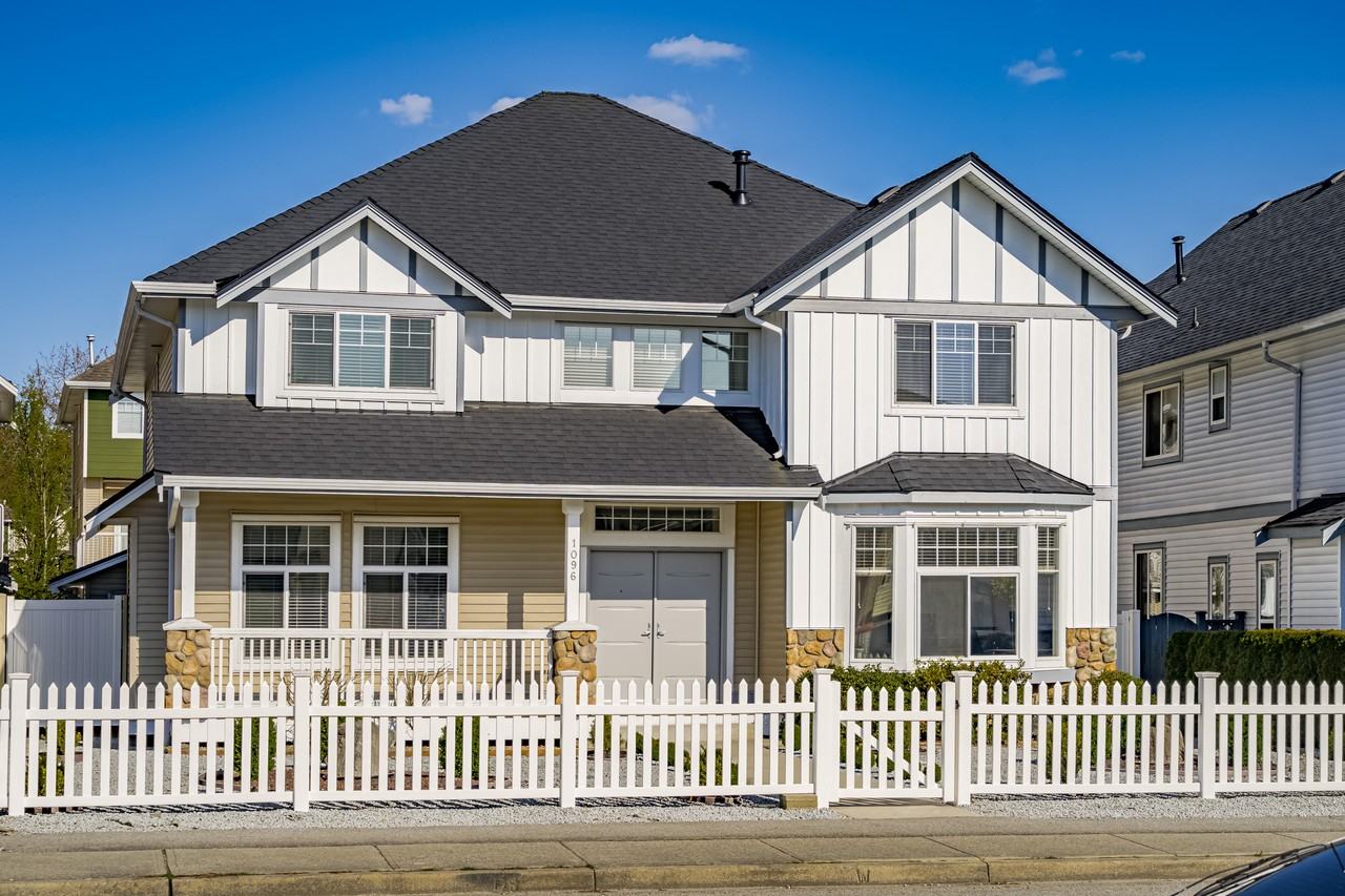 1096 Riverside Drive - Photo 2 of 44