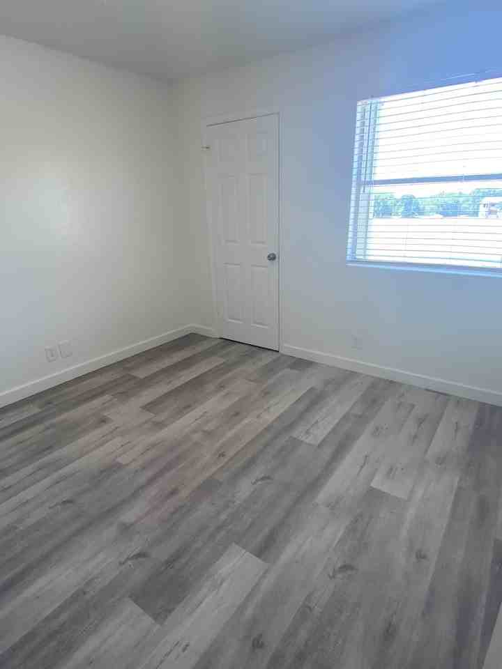 2305 Cedrick Cv #D - Photo 5 of 18