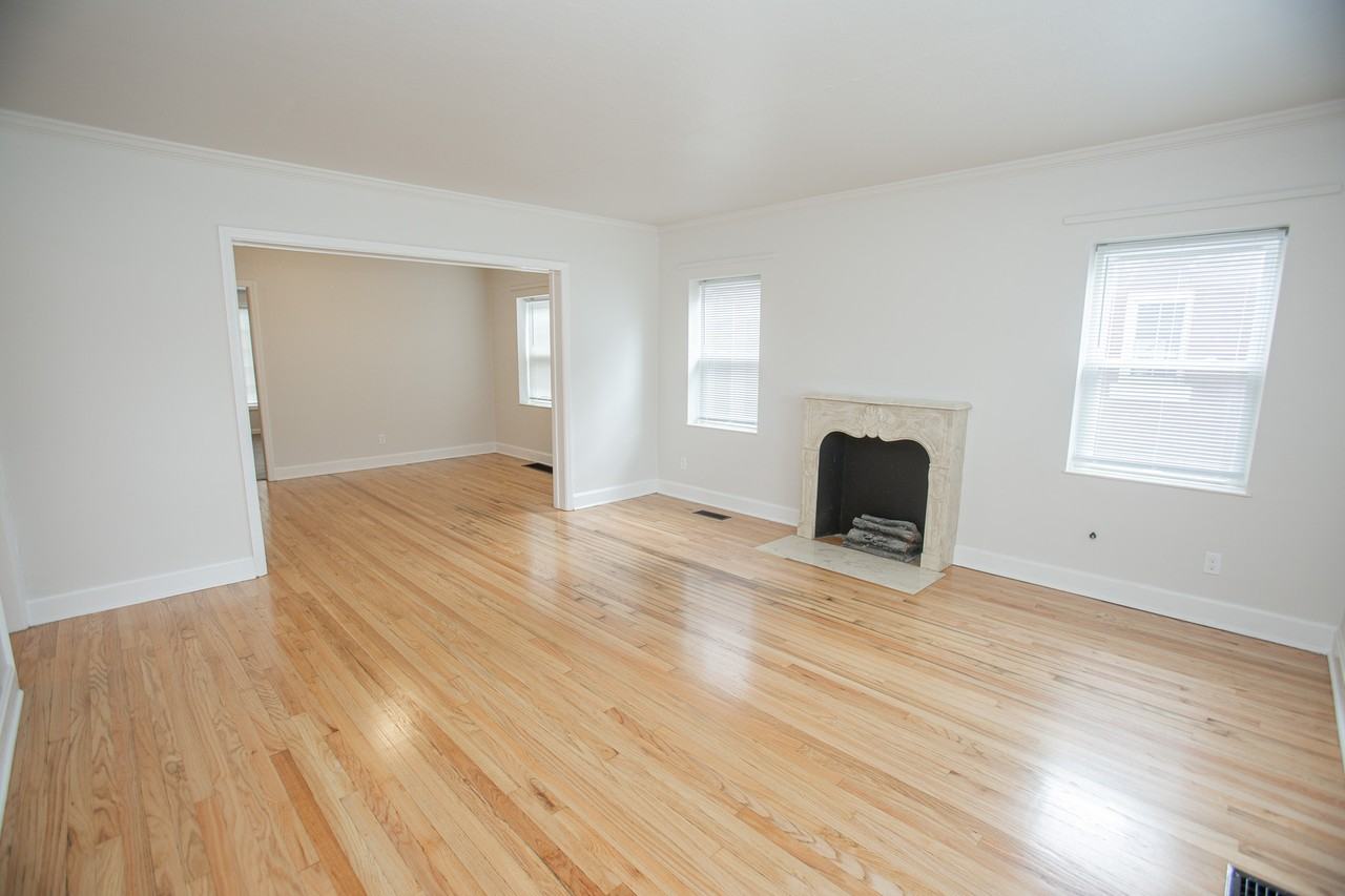 1628 W Main St #B - Photo 3 of 23