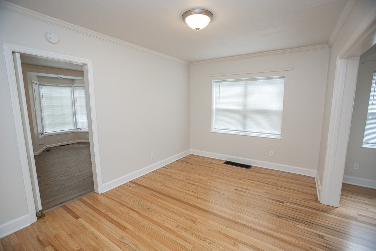 1628 W Main St #B - Photo 6 of 23