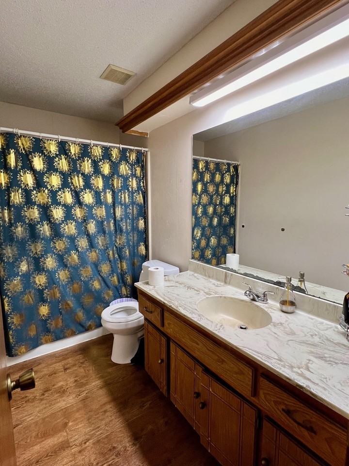 12405 Bannockburn Pl #1 - Photo 7 of 10