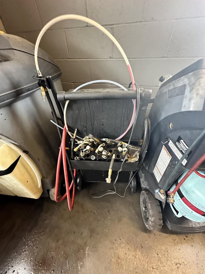 1620 E 9th St #1 - Photo 2 of 11