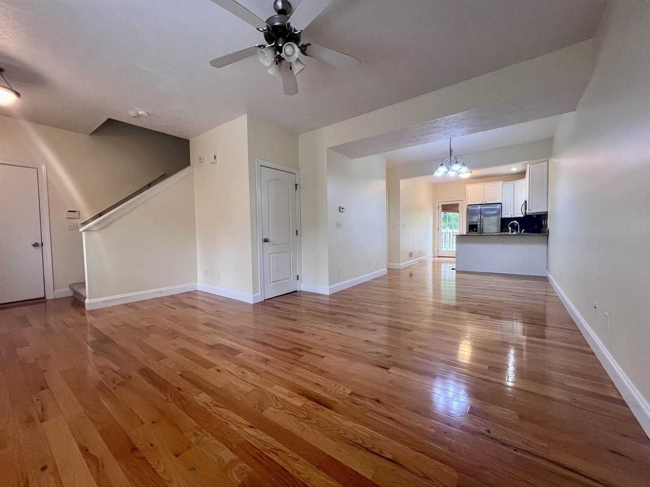 304 Villa View Dr #1 - Photo 2 of 33