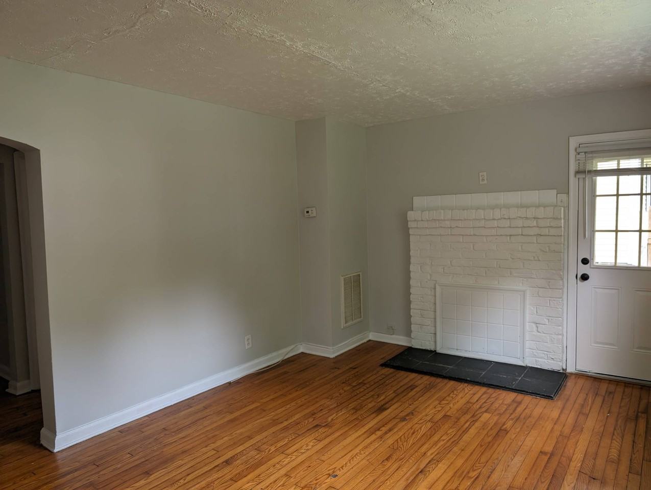 3309 Delano St #1 - Photo 4 of 9