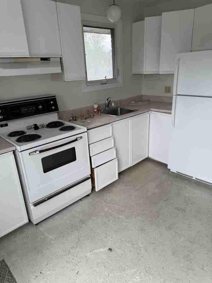 2057 Jasmine Cres Unit 28 #28 - Photo 2 of 7