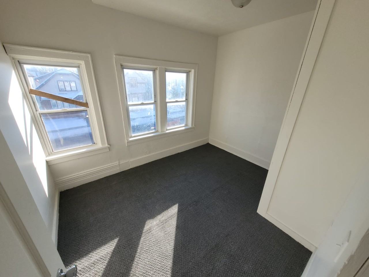 2008 W Greenfield Ave #2010 - Photo 6 of 8