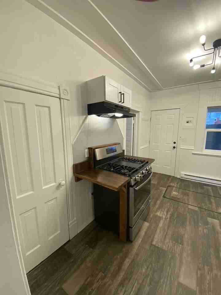 811 Woody St #1 - Photo 4 of 11