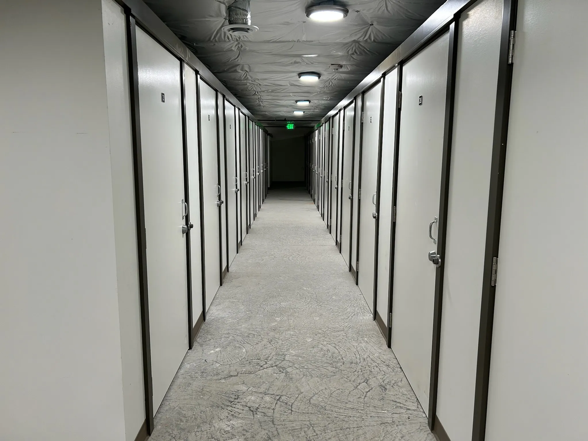 3817 Elwood Avenue - Photo 5 of 18