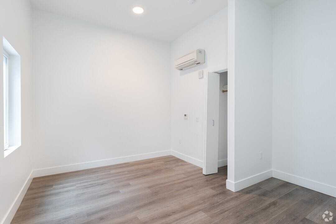 1919 Market St - Photo 5 of 47