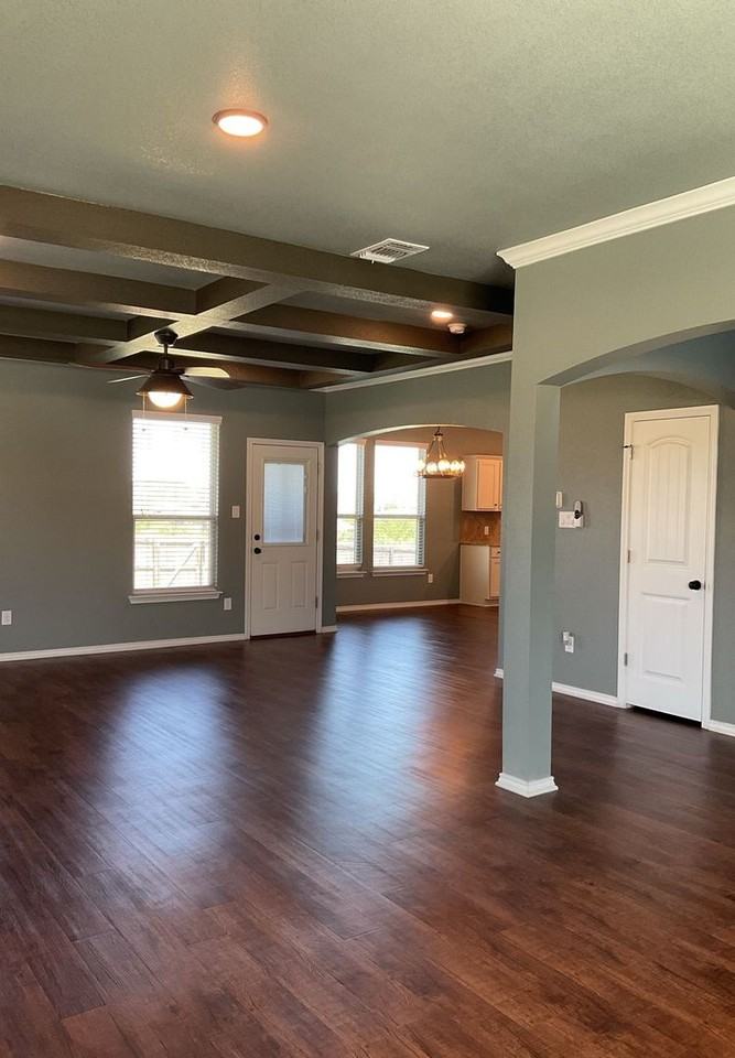 877 Ross Rd - Photo 6 of 28