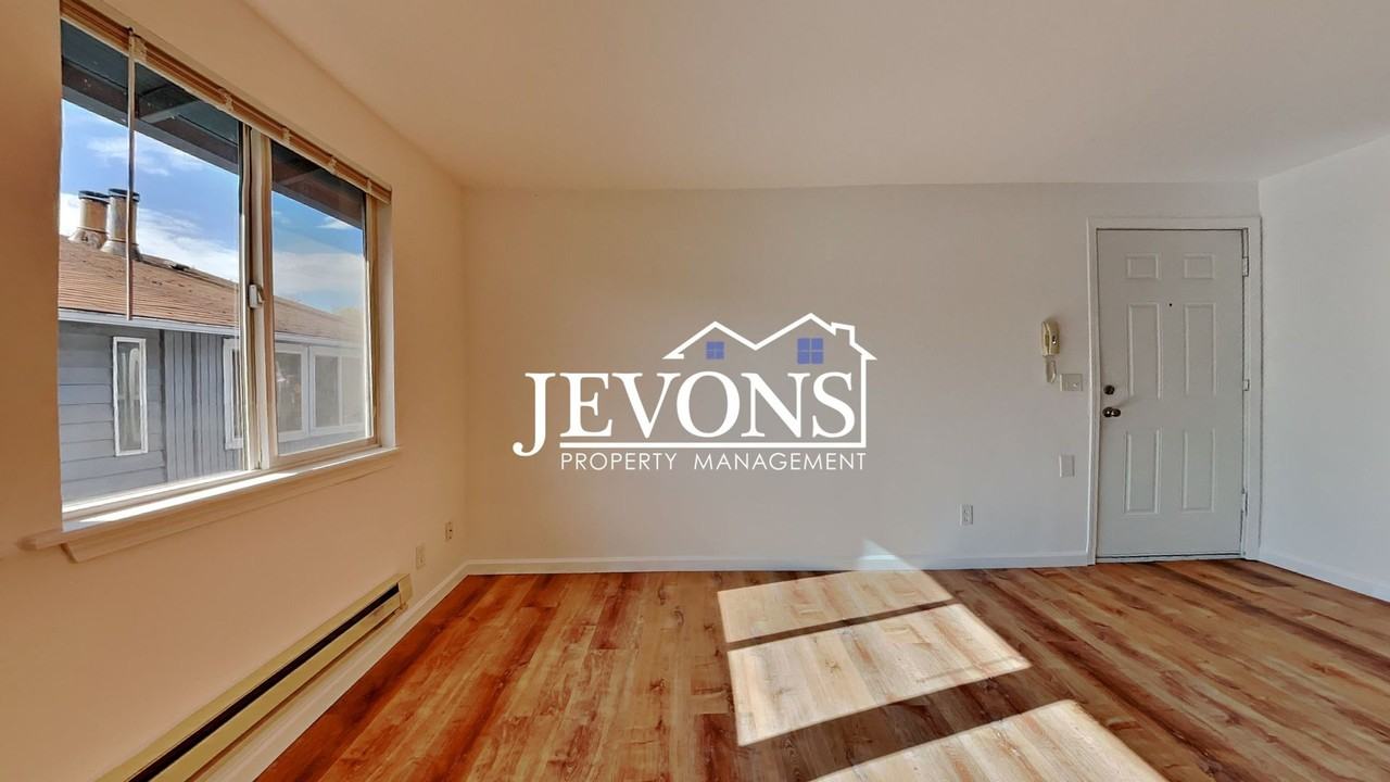 1722 E 56th St Tacoma, WA 98404 - Photo 7 of 26