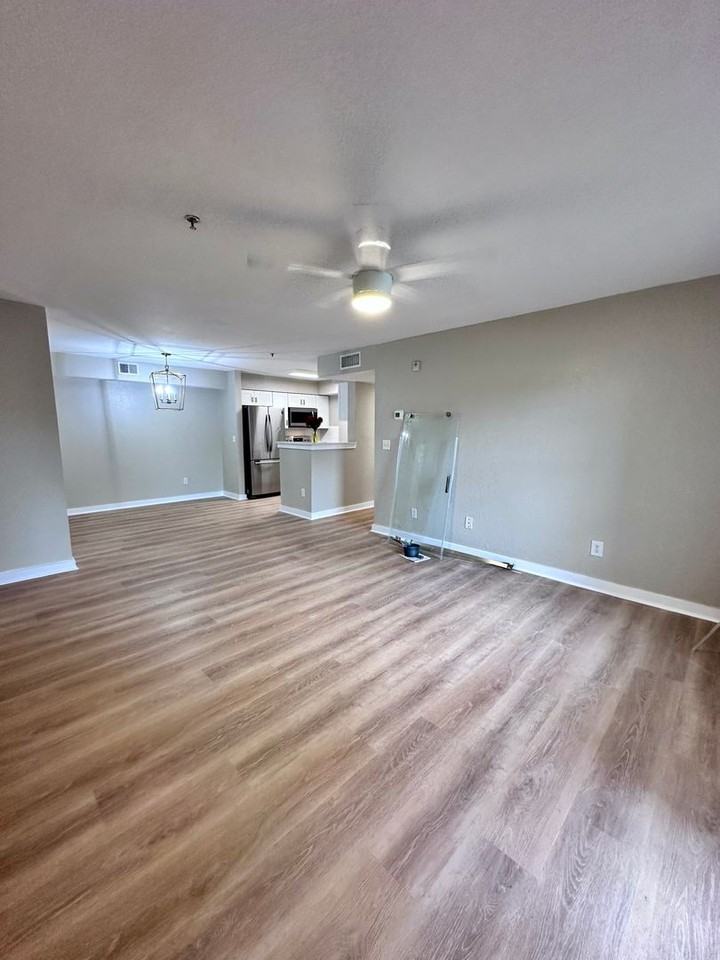 4050 Dancing Cloud Ct - Photo 5 of 22