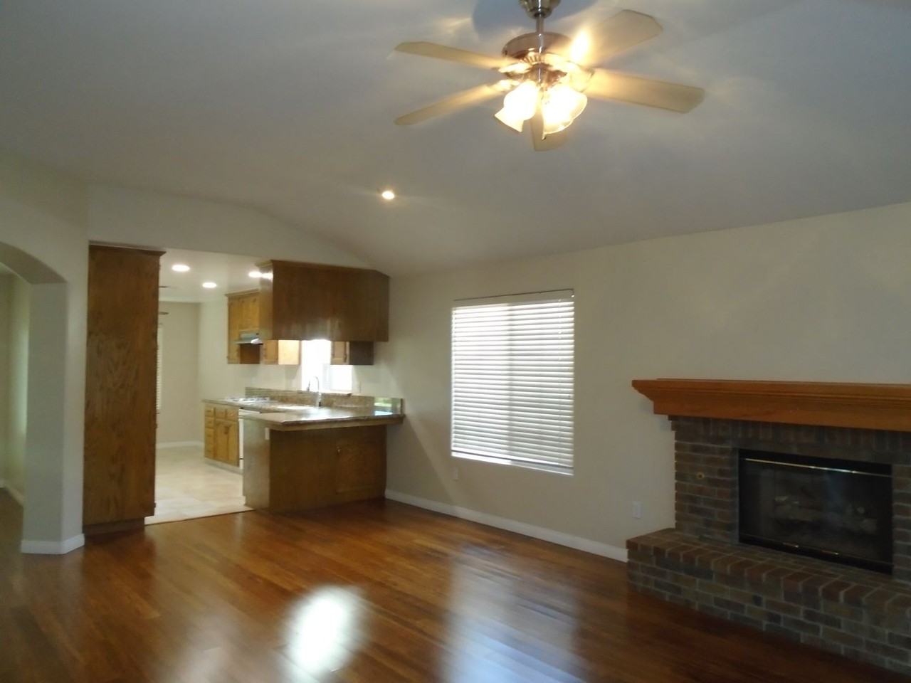 10314 Iroquois Ln - Photo 3 of 19