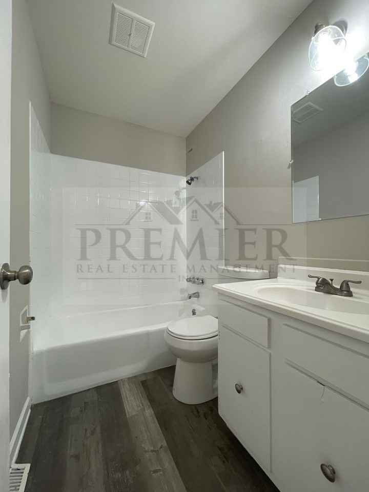 3302 N 84th Pl - Photo 3 of 19