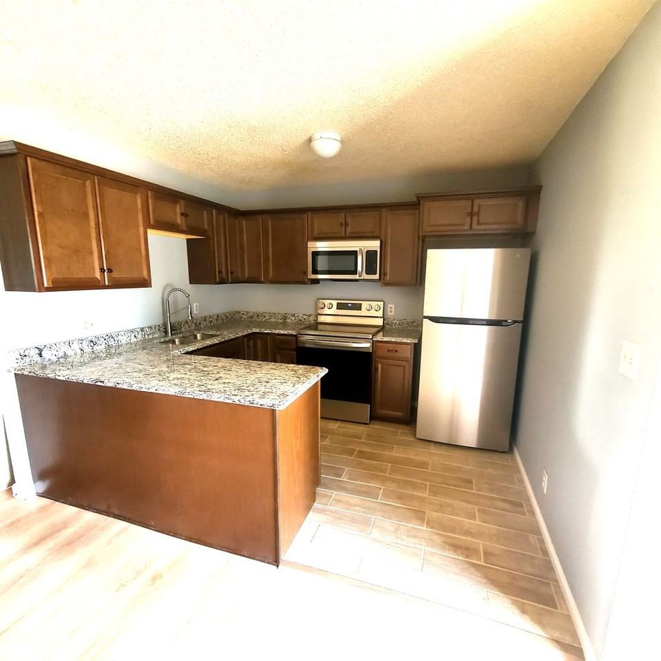 BME Apartments 1, LLC - Photo 2 of 10