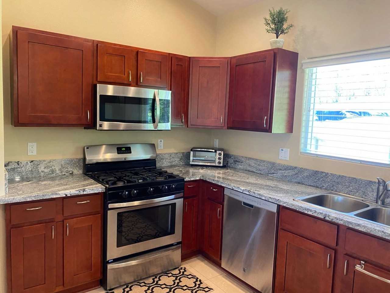 15-1572 19th Ave - Photo 7 of 12