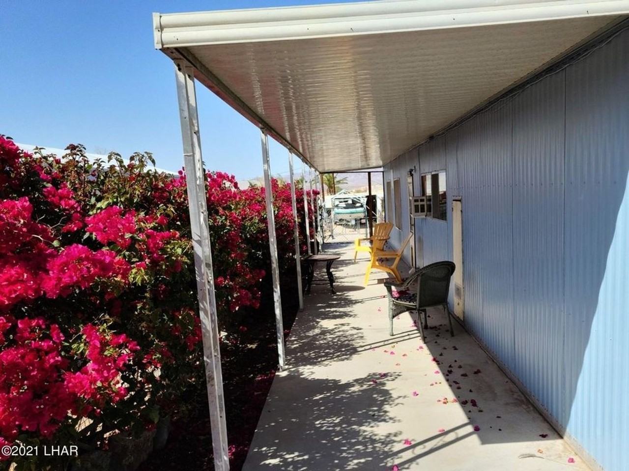 3166 Joyce Ln - Photo 3 of 13