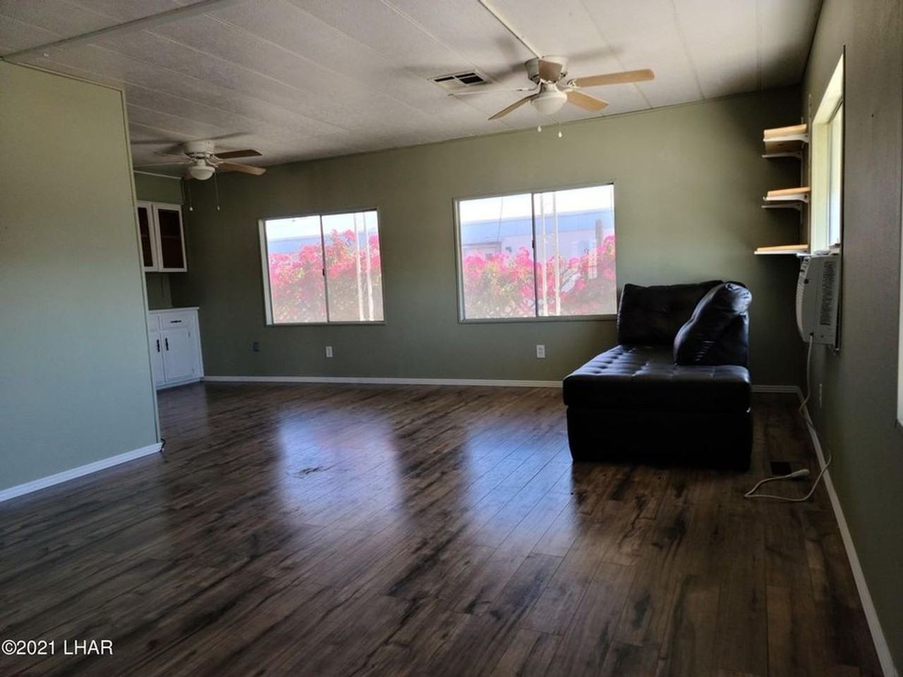 3166 Joyce Ln - Photo 6 of 13