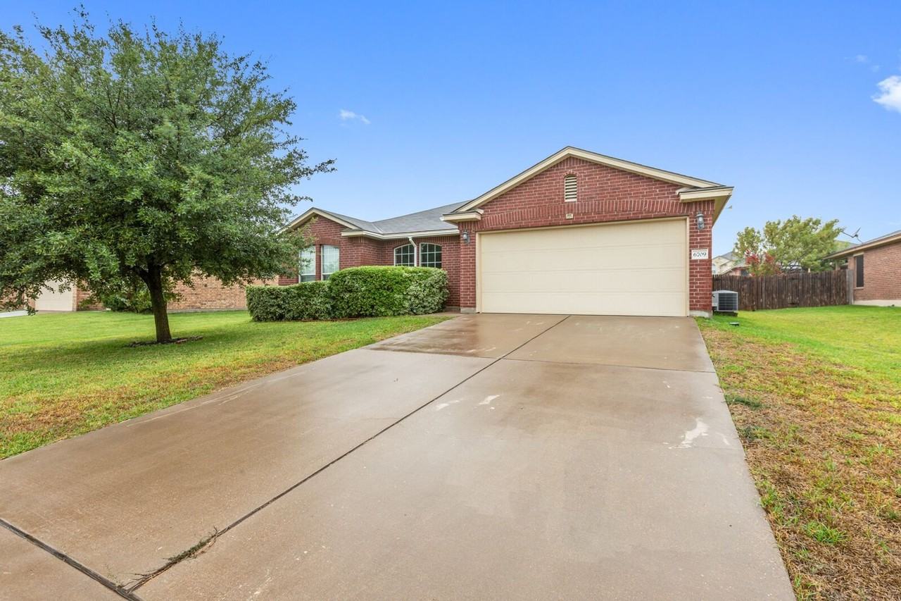 6709 Costa Dr - Photo 2 of 21
