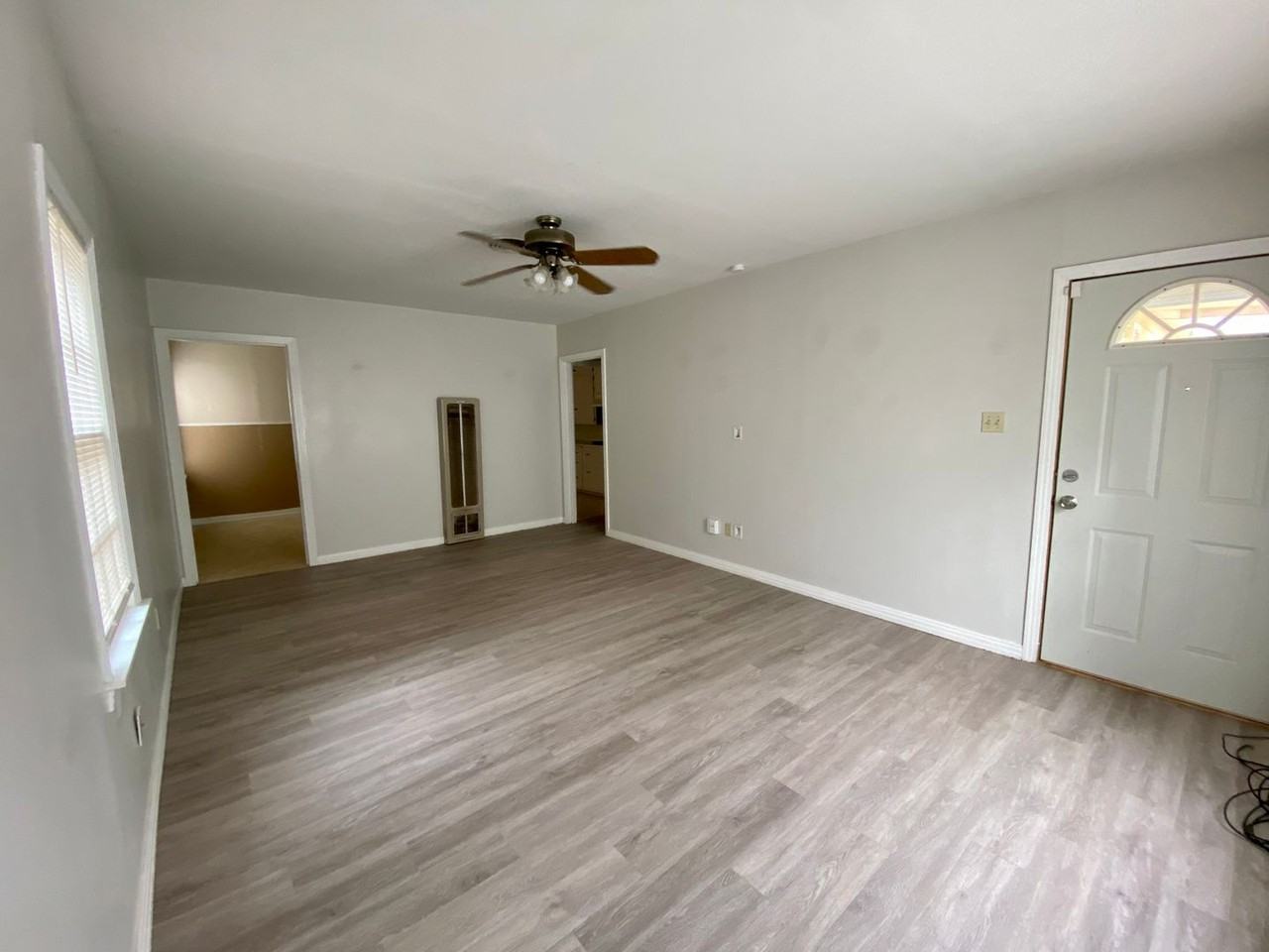 2308 38th St - Photo 3 of 18