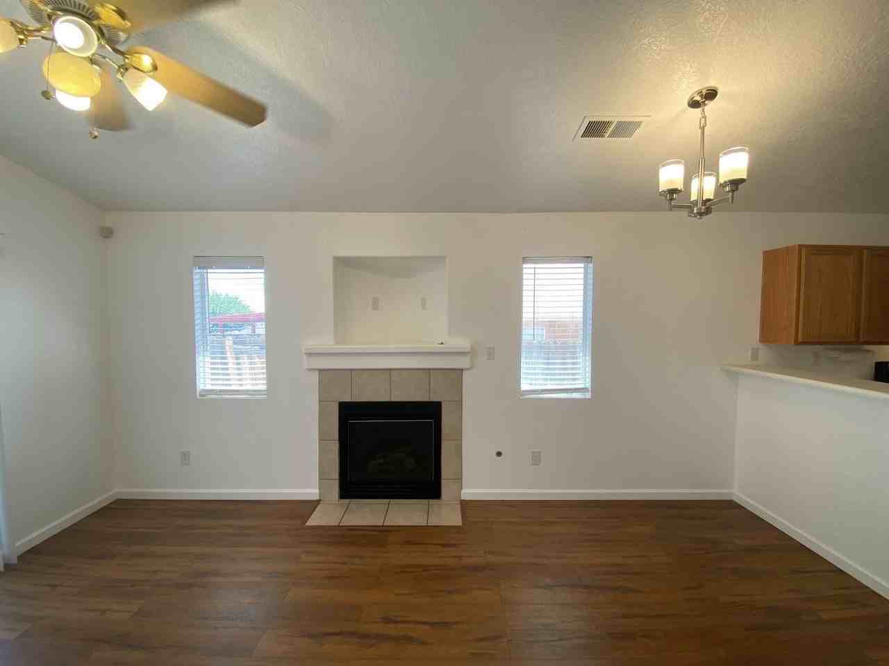 10616 Brookline Pl Nw - Photo 3 of 34