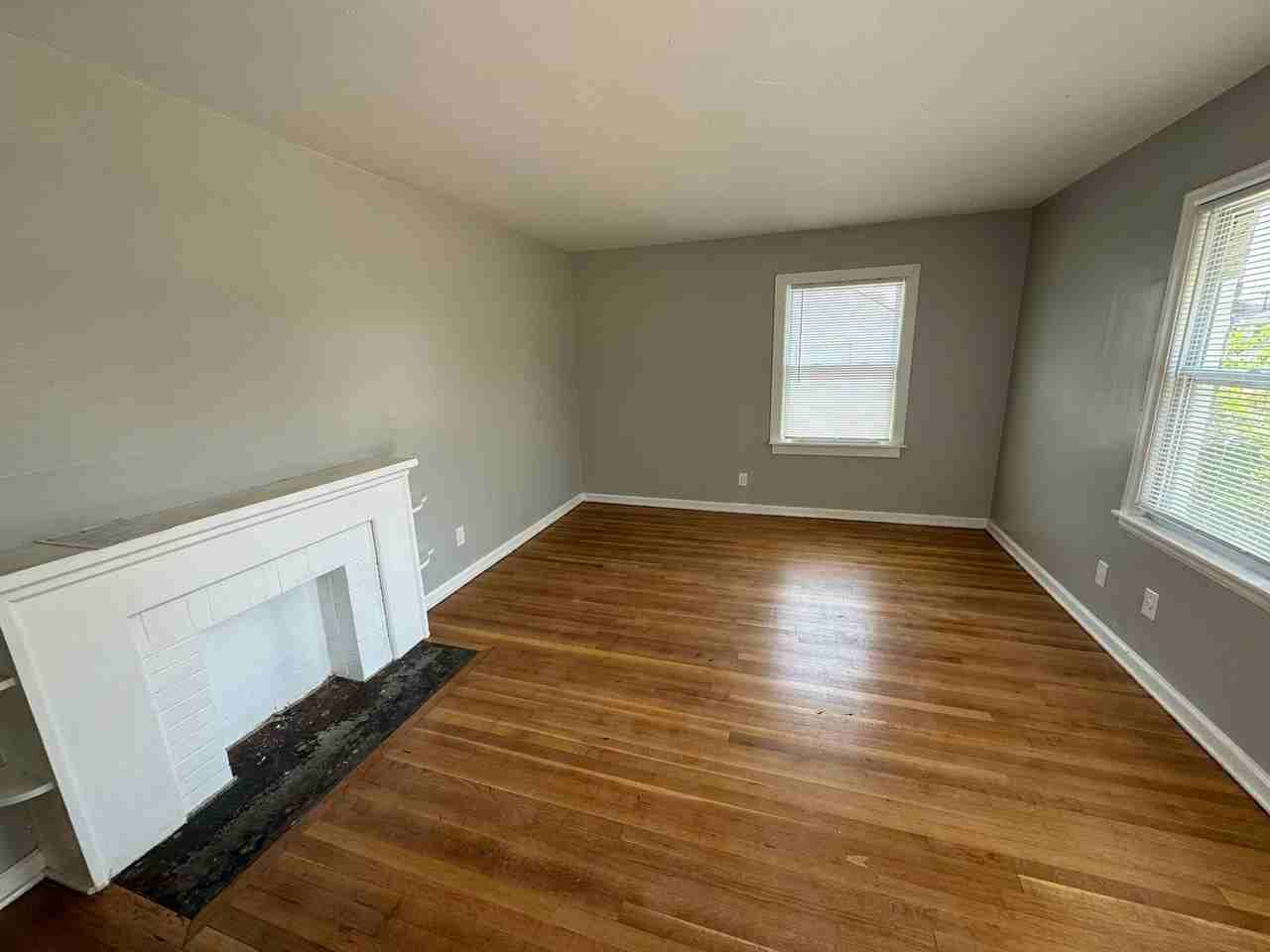 546-548 N Oliver Ave - Photo 3 of 6