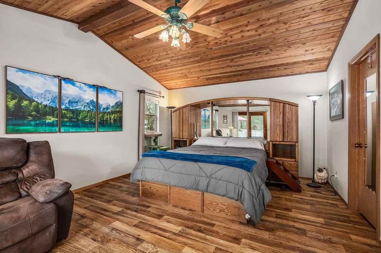 11469 Sandpiper Way - Photo 3 of 8