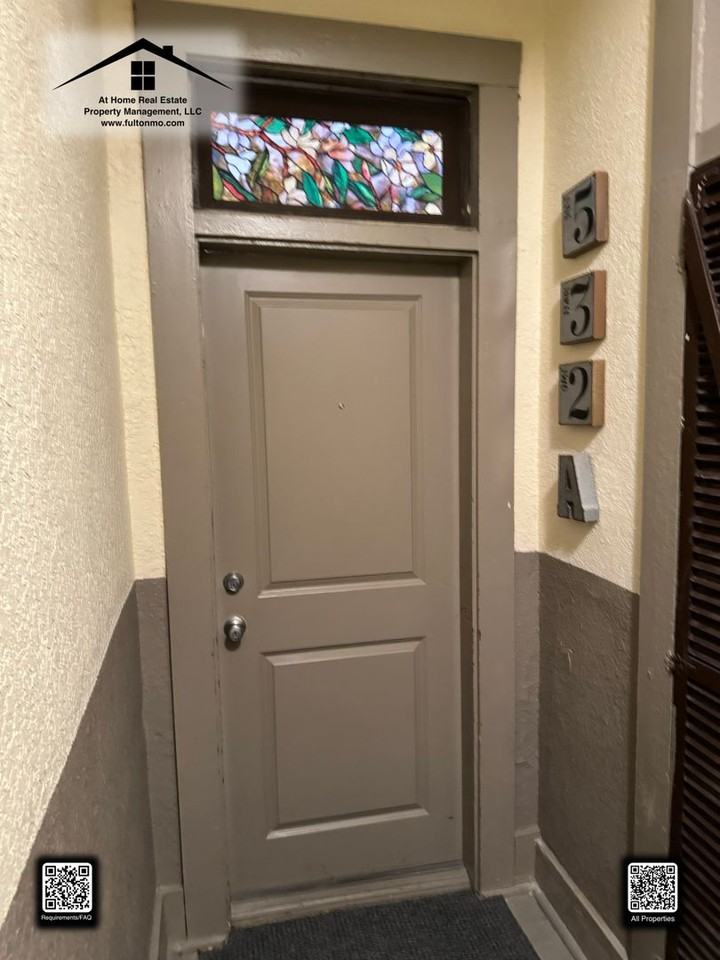 532 Court St - Photo 2 of 29