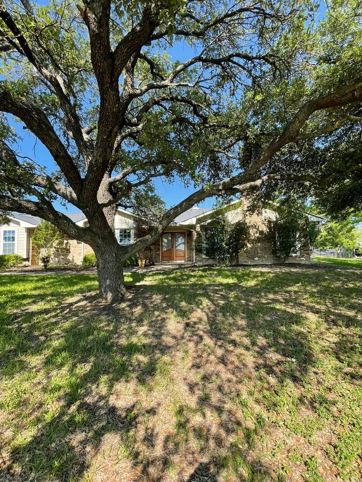3494 N Stodghill Rd - Photo 2 of 30
