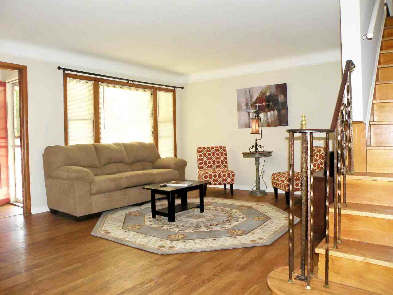 3255 Euclid Heights Blvd - Photo 3 of 21
