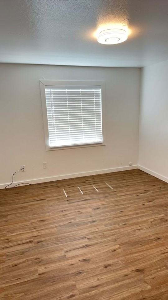 114 Mill - Photo 3 of 10