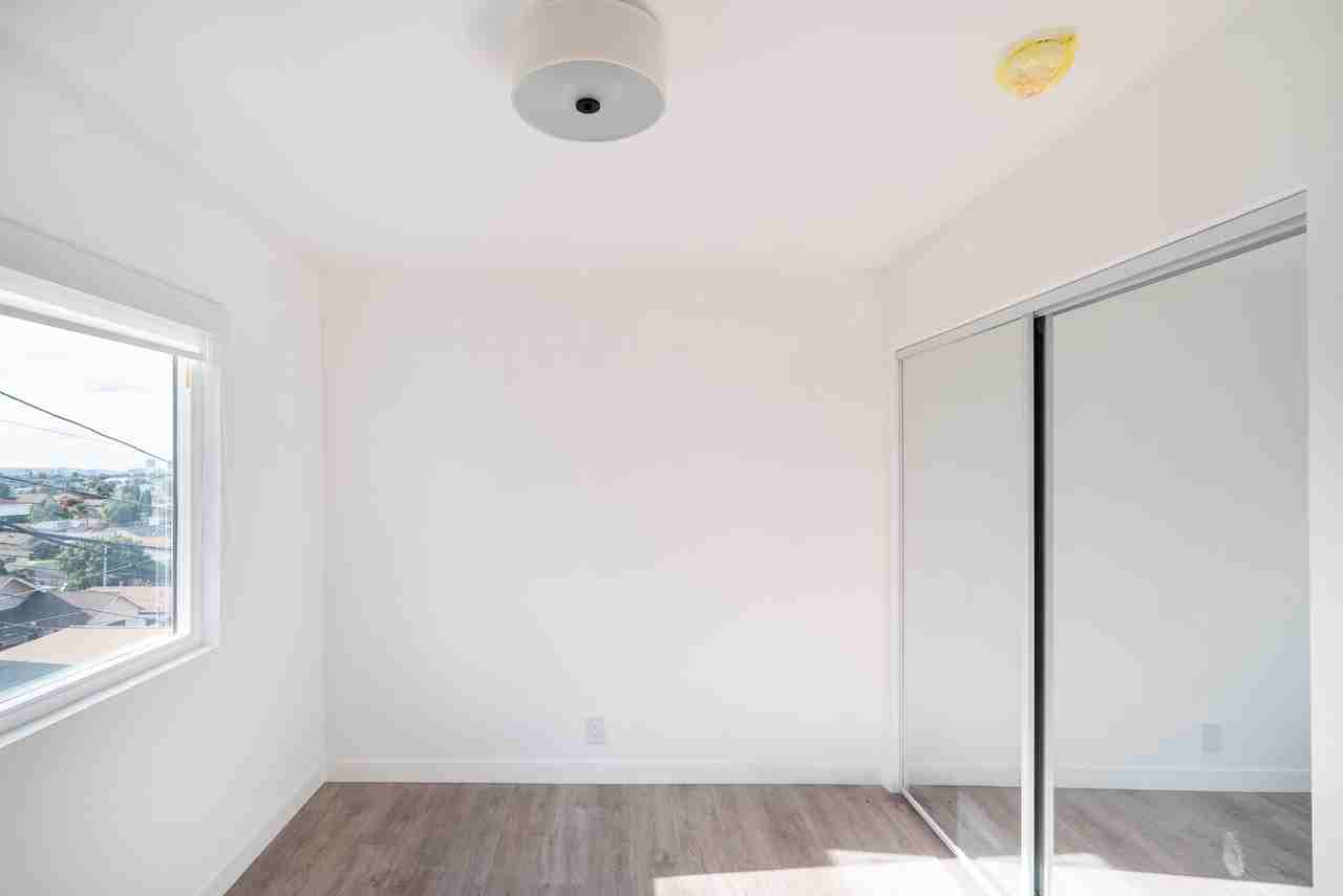 3168 Wabash Ave - Photo 2 of 14