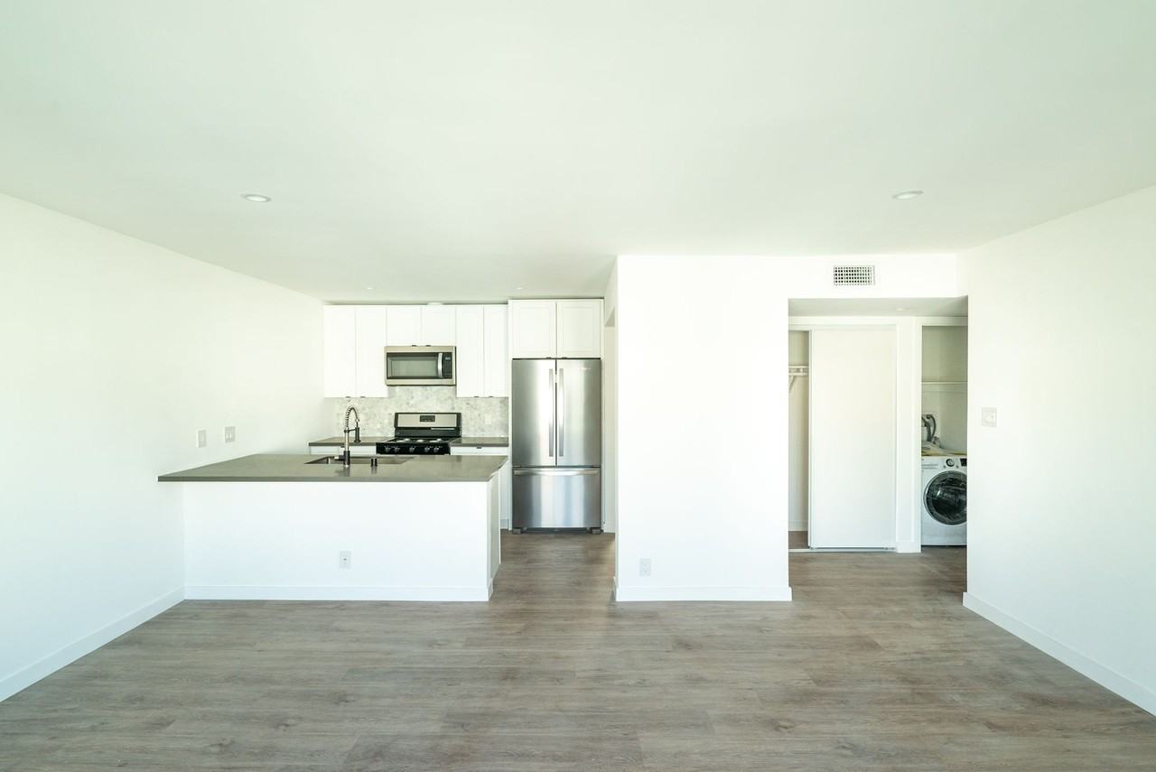 3168 Wabash Ave - Photo 5 of 14