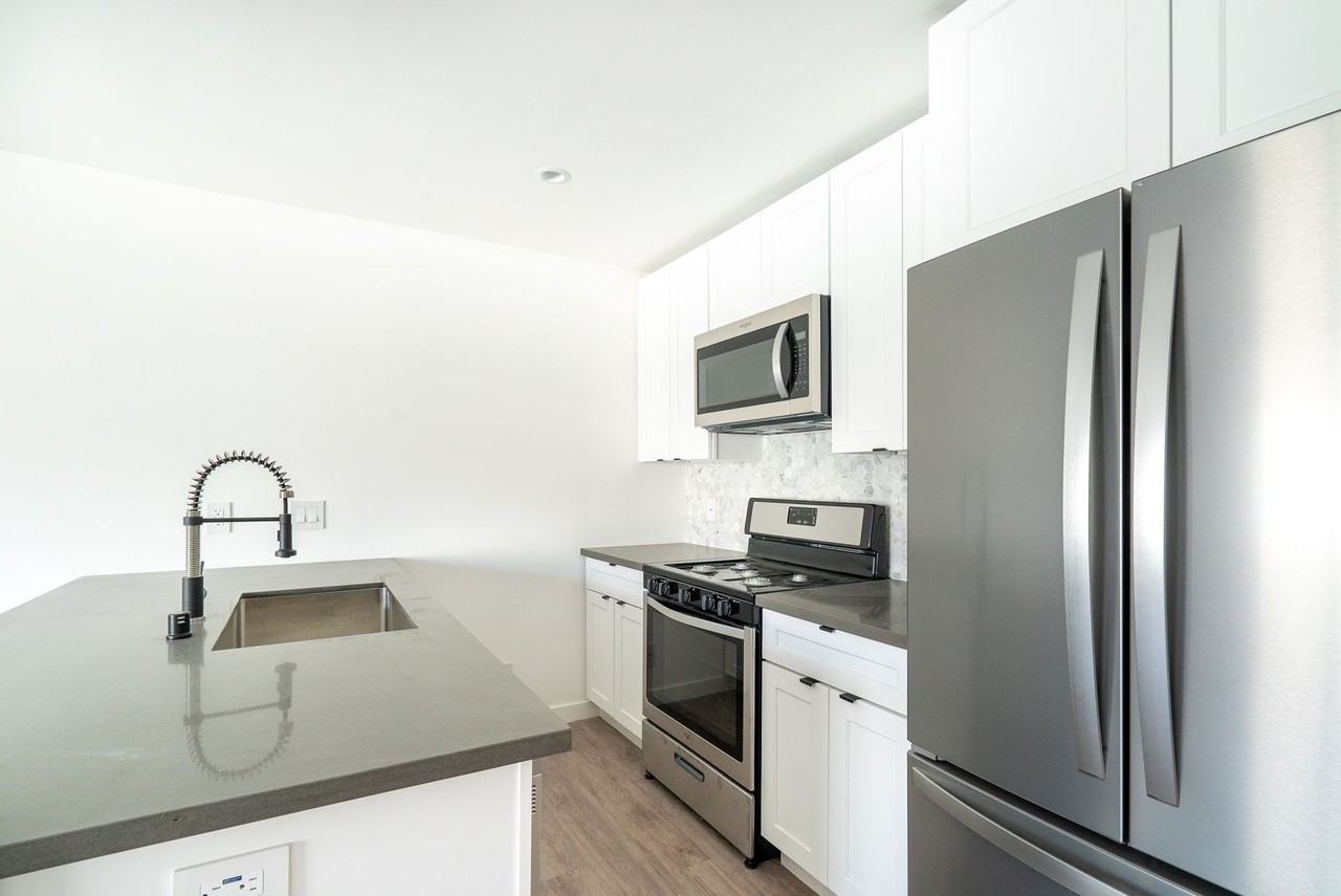 3168 Wabash Ave - Photo 7 of 14