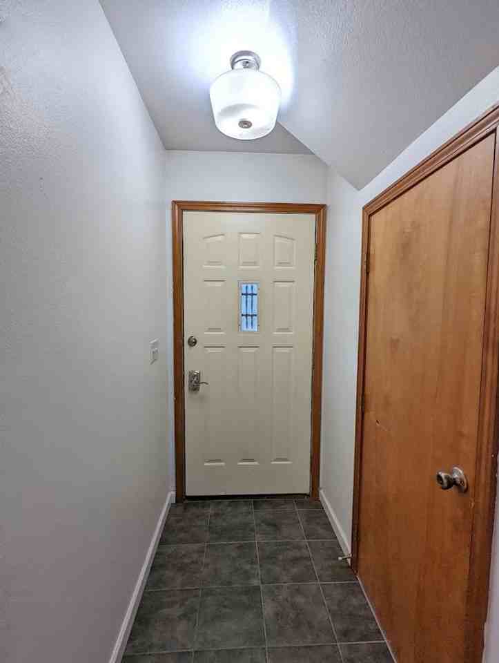 4513 Chelsea Ct - Photo 3 of 26