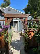 1163 1/2 Park Blvd - Photo 1 of 1