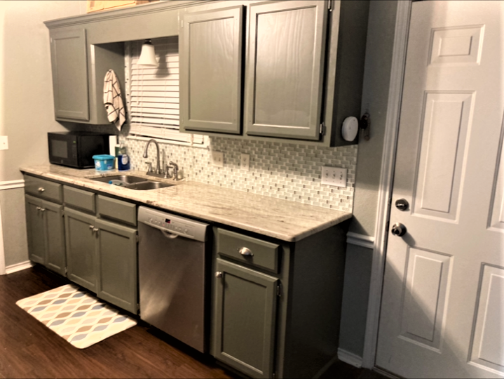 107 Cedar Cir - Photo 2 of 11