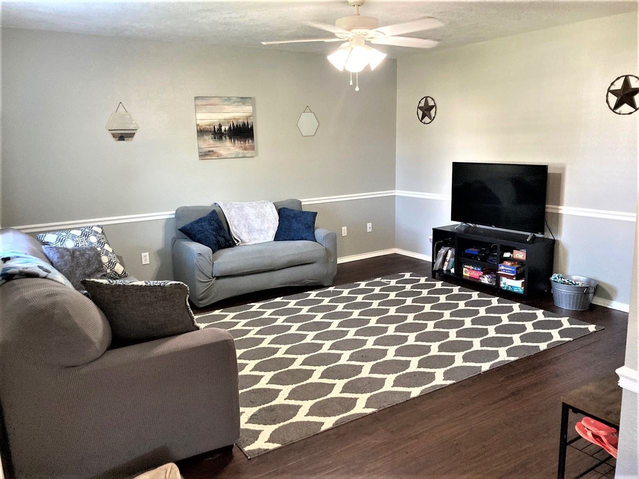 107 Cedar Cir - Photo 6 of 11