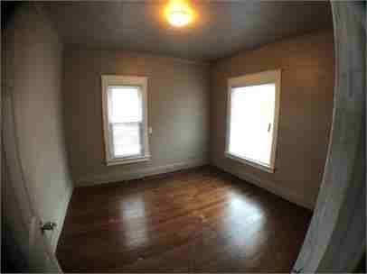 805 Douglas St - Photo 3 of 16