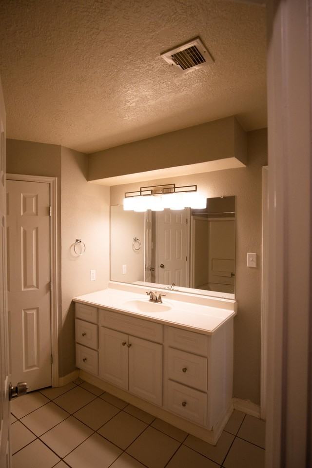 521 White Wing Ct - Photo 3 of 7