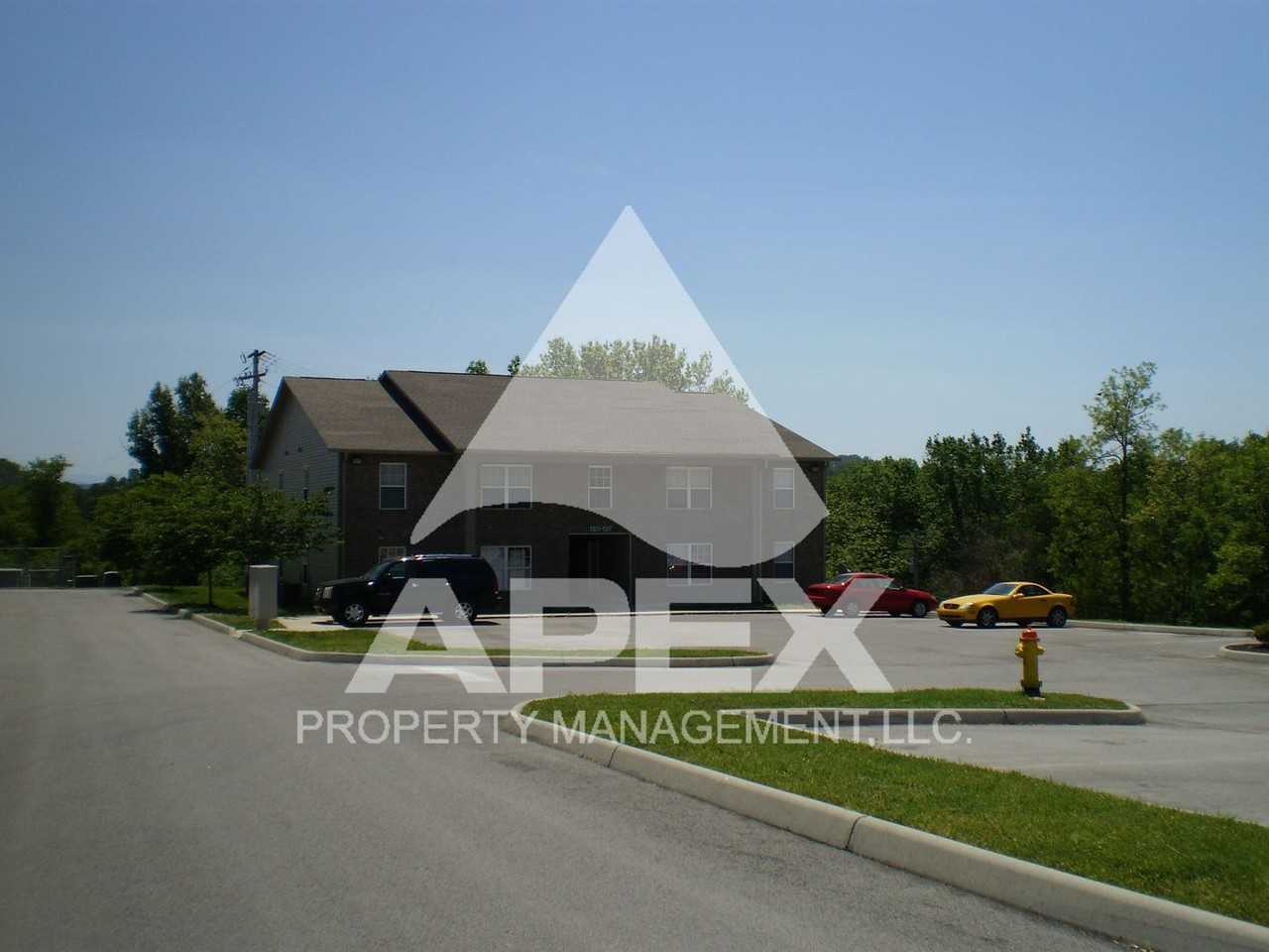 1205 Avalon Dr - Photo 2 of 15