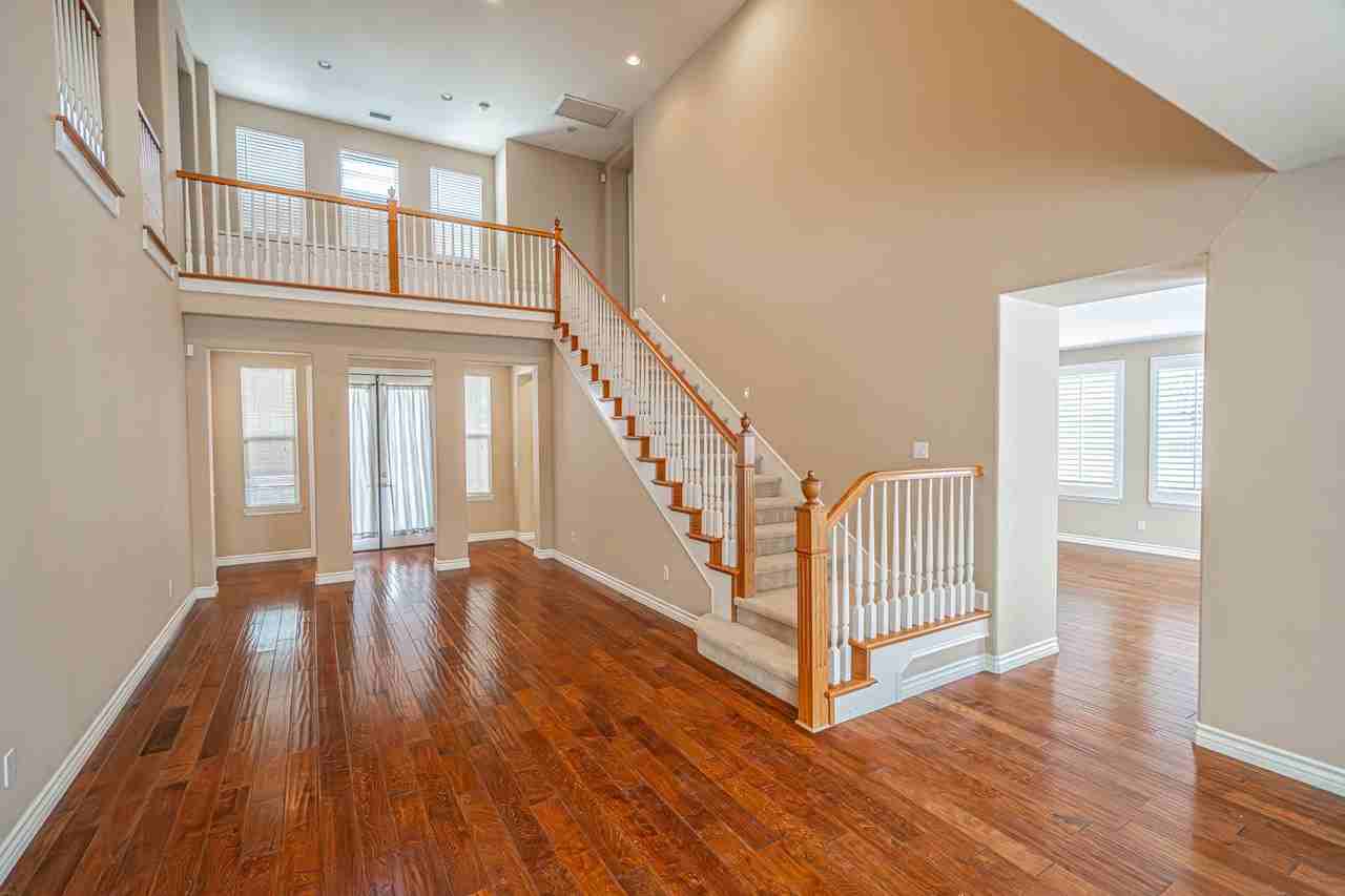 23902 Lakeside Rd - Photo 4 of 37