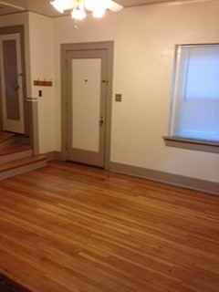 951 College Ave - Photo 3 of 24