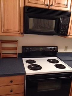 951 College Ave - Photo 6 of 24