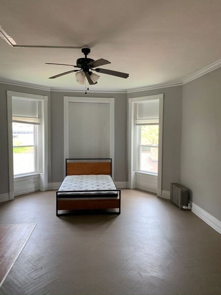 640 Jefferson Ave - Photo 4 of 7