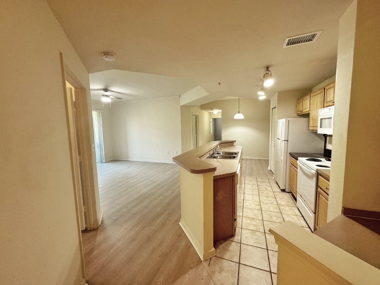 410 S Villa San Marco Dr #108 - Photo 4 of 29