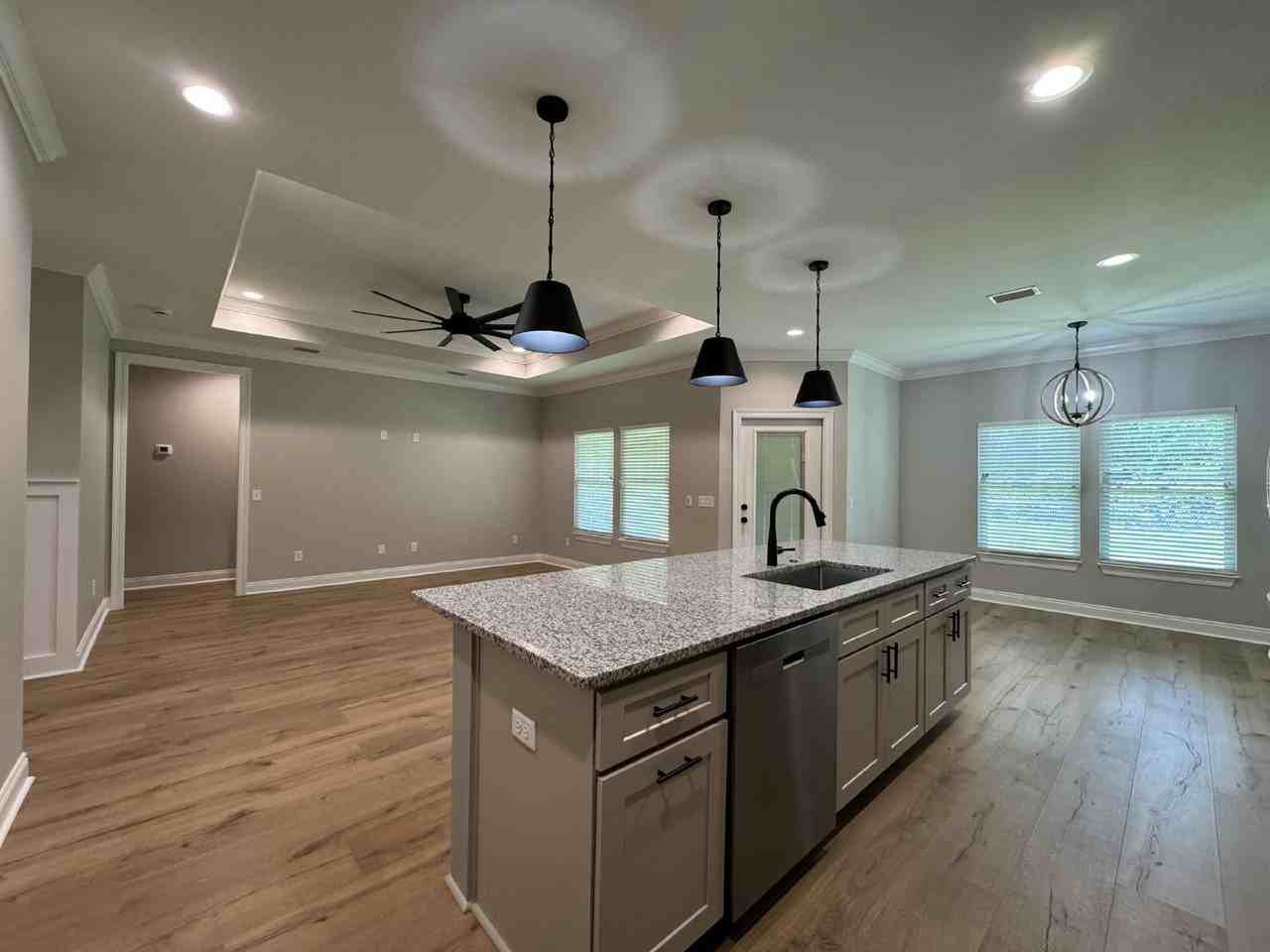 4573 Cedar St - Photo 3 of 26