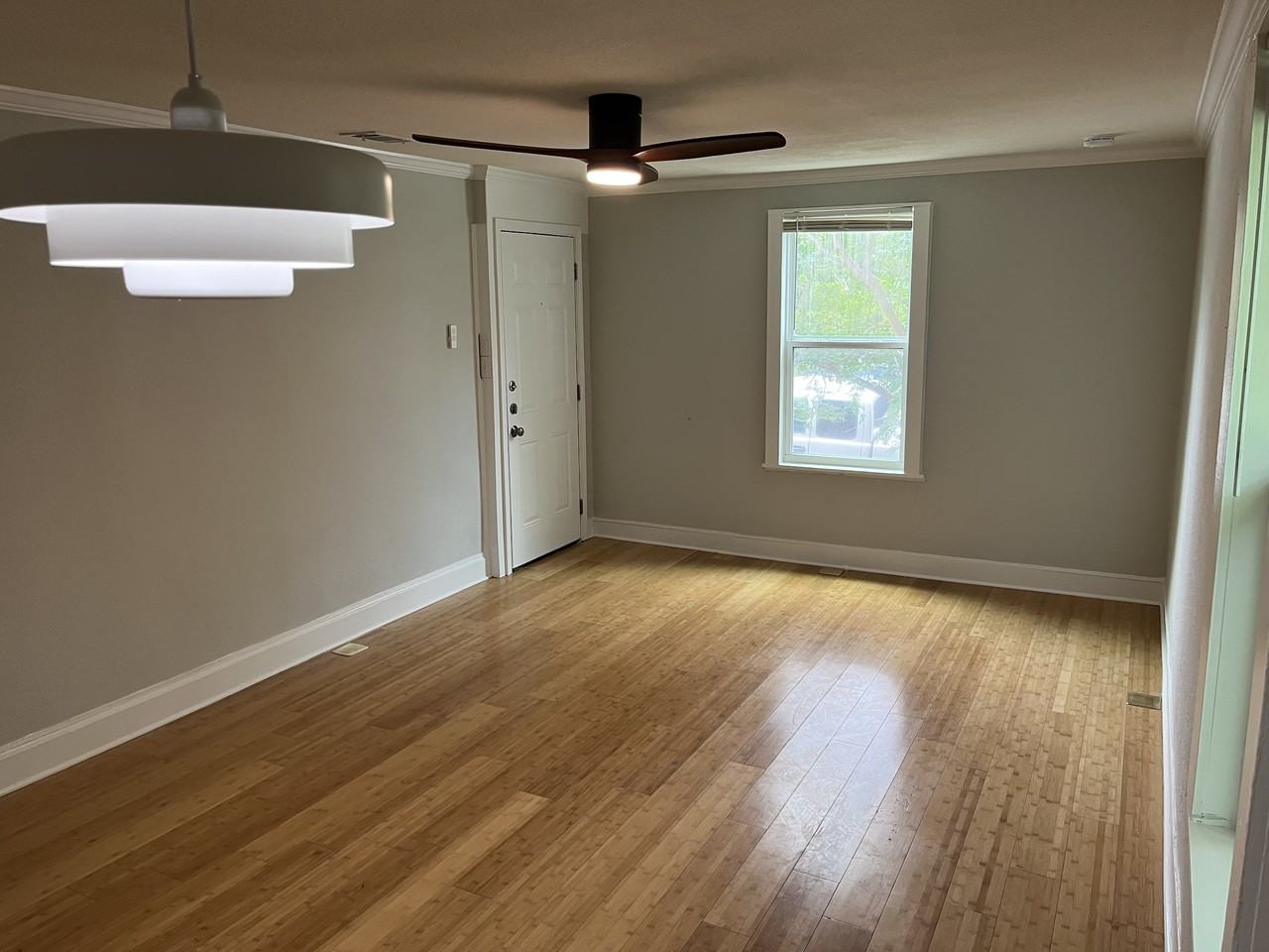 1904 E 10th St #NA - Photo 4 of 24